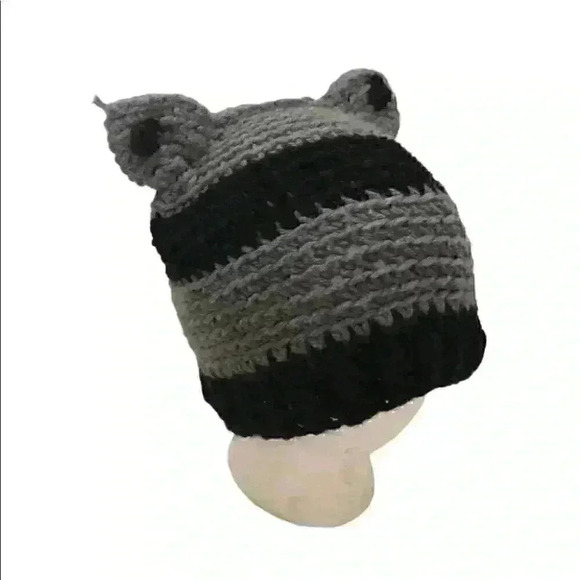 HANDMADE crochet gray and black youth cat winter hat - Picture 1 of 3